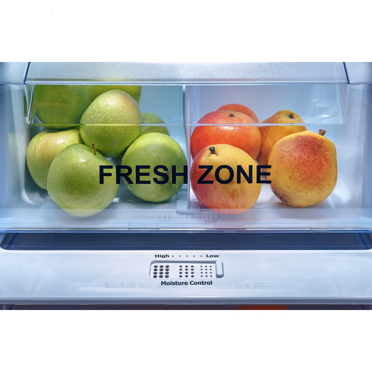 کشوی داخل یخچال پر از میوه