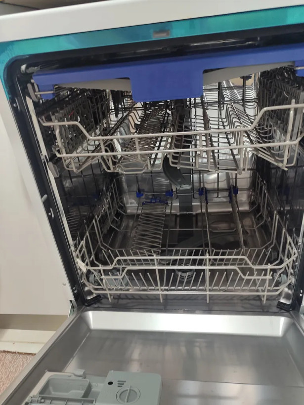 ماشین ظرفشویی 15 نفره پاکشوما مدل L51W
